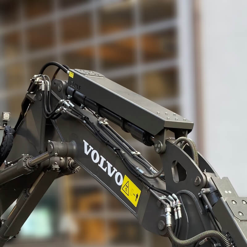 Zylinderschutz für den Stielzylinder am Minibagger