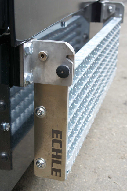 ECHLE Trittstufe Bagger Seitenansicht
