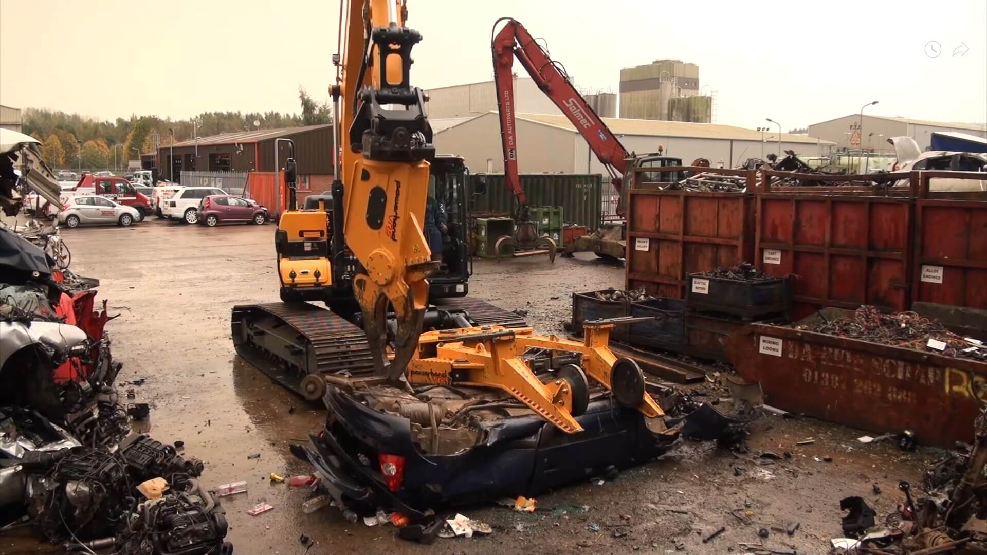 Charger la vidéo : Mit dem VRS 200 von Powerhand wird die Achse entfernt.